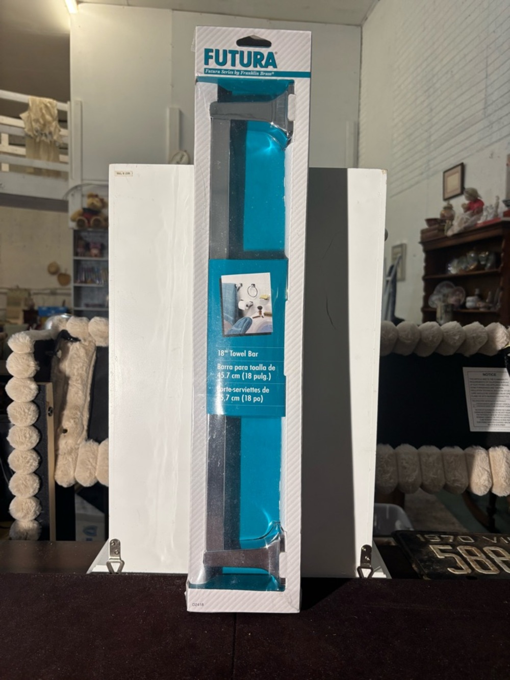 Silver 18" Towel Bar - Wall Mounted Home Storage NWT